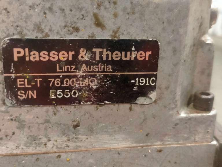 Plasser & Theurer Valve Photo 7