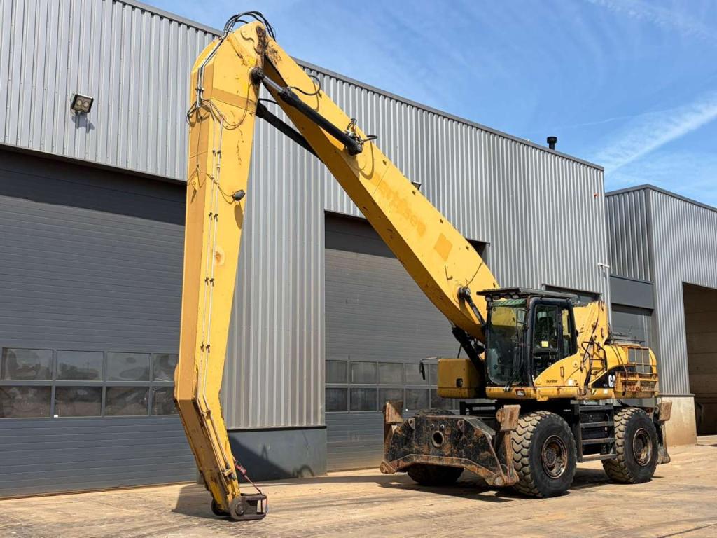 Caterpillar M325DMH Photo 2