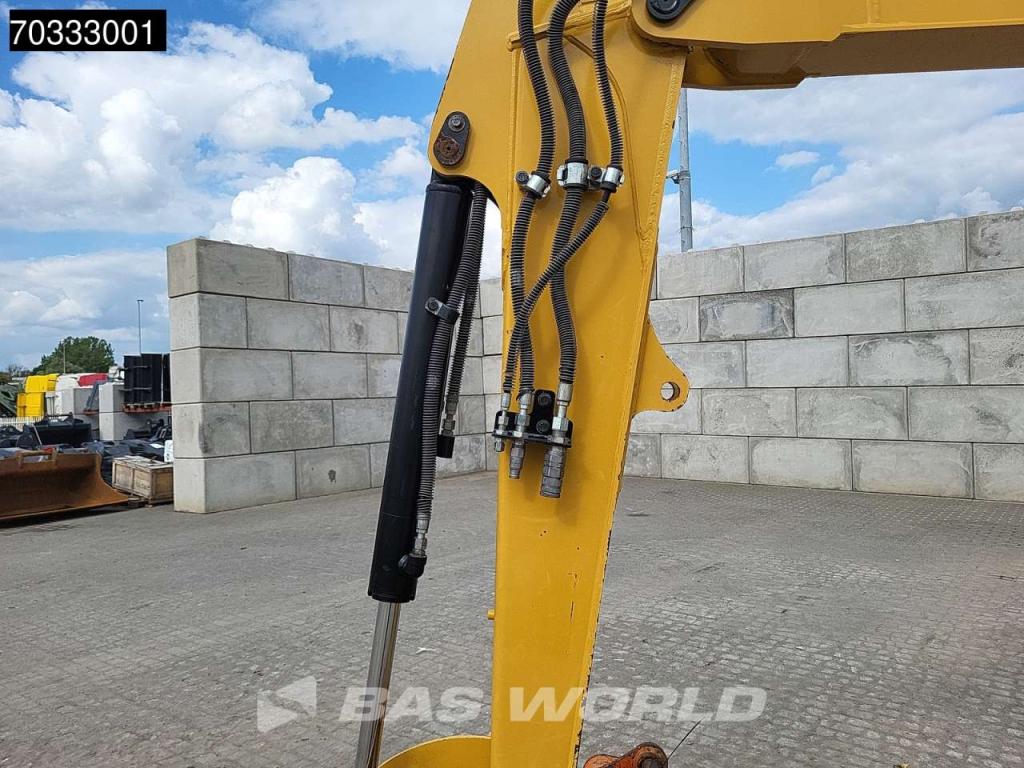 Caterpillar 305 E2 CR 3 Buckets Photo 11