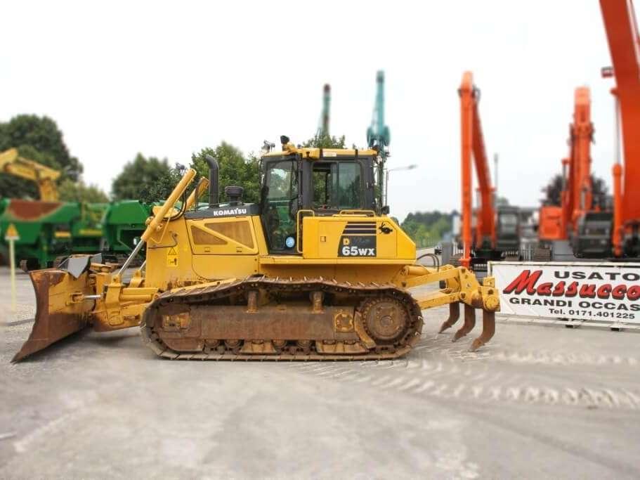 Komatsu D65WX-16 Photo 2