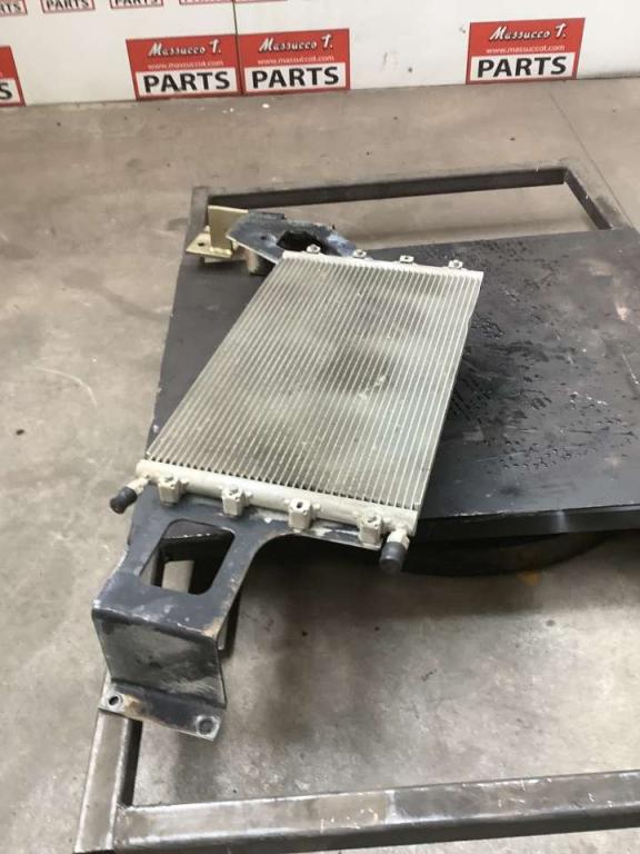 Air conditioning radiator for New Holland E 385 Photo 2