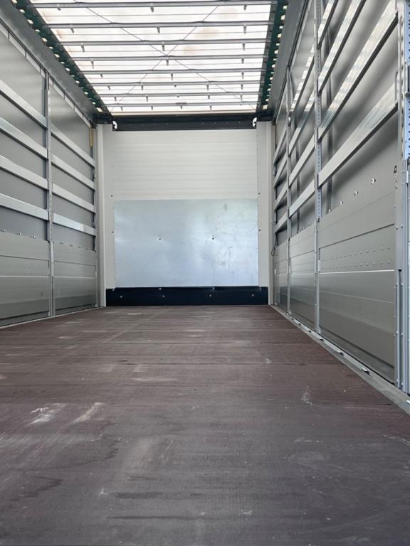 Viberti Curtainsider / tarpaulin semi-trailer Photo 6