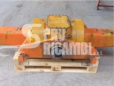 TCM Rear axle for Fiat Hitachi W 270 sold by PRV Ricambi Srl