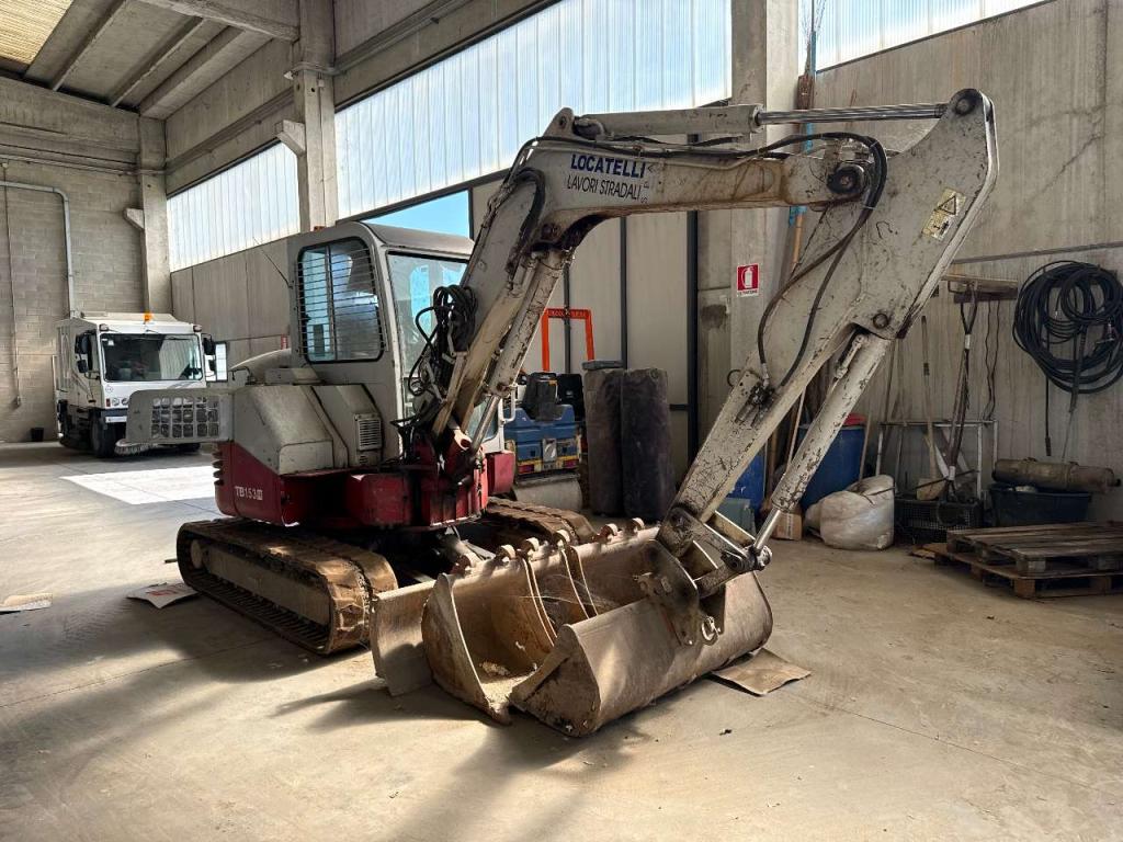 Takeuchi TB153FR Photo 1