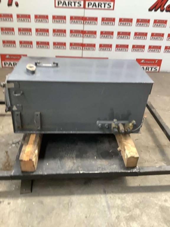Oil tank for Komatsu PC228-3 Photo 1
