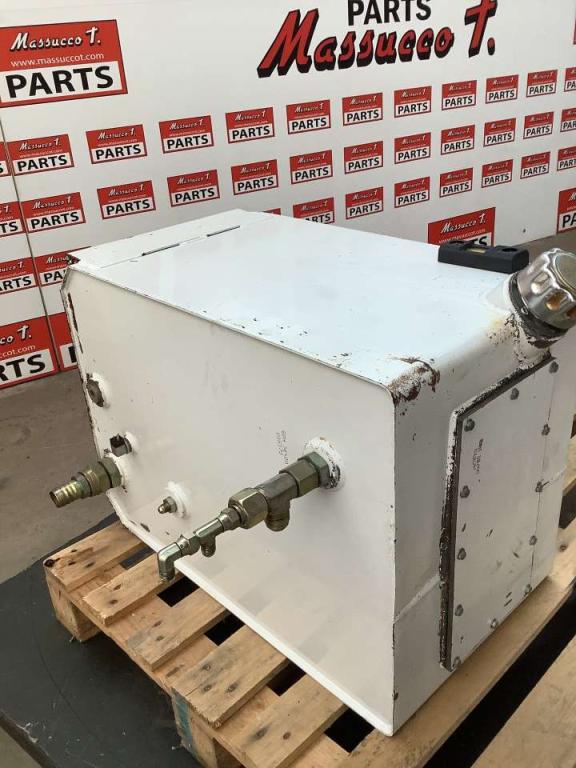 Oil tank for Haulotte H15 SDX Pinguely Photo 2