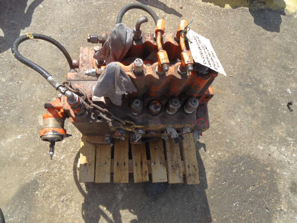 Hydraulic distributor for Fiat Hitachi FH300 Photo 1
