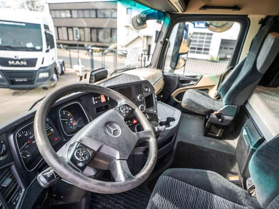 Mercedes-Benz ACTROS 1846 BLS +ADR Photo 13