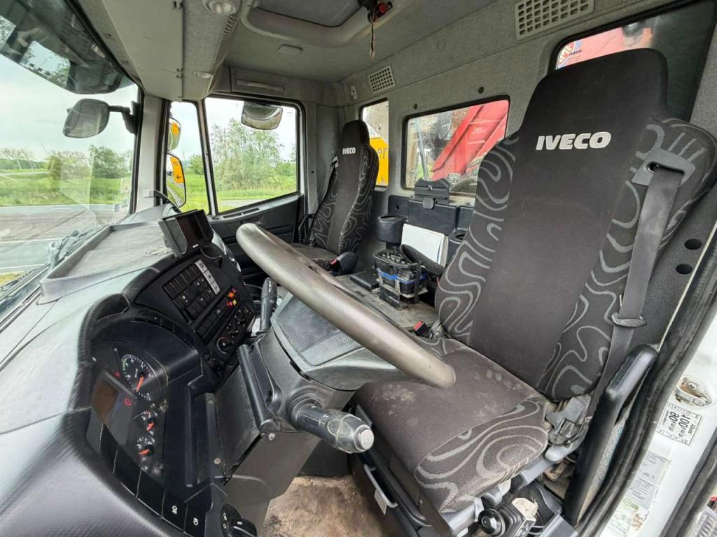 Iveco TRAKKER AD260T360 6x4 Photo 27
