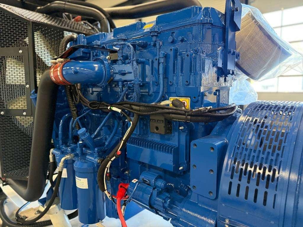 FG Wilson P400-3 - 400 kVA Open Genset - DPX-16017-O Photo 10