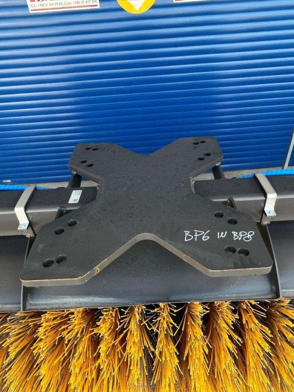 for 12-25 ton machines Sweeper brush Photo 3