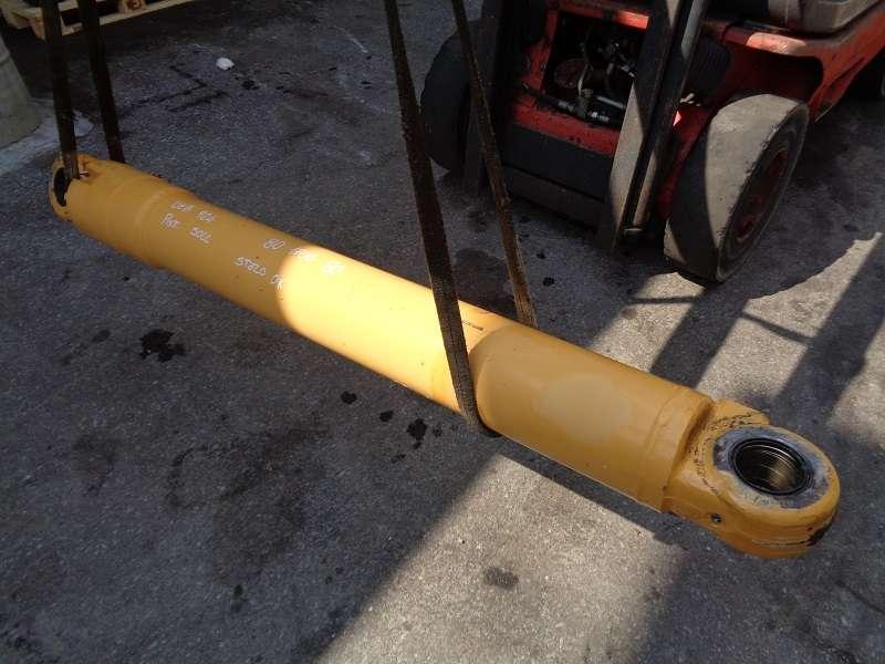 Lifting piston for Liebherr 924 B Photo 3
