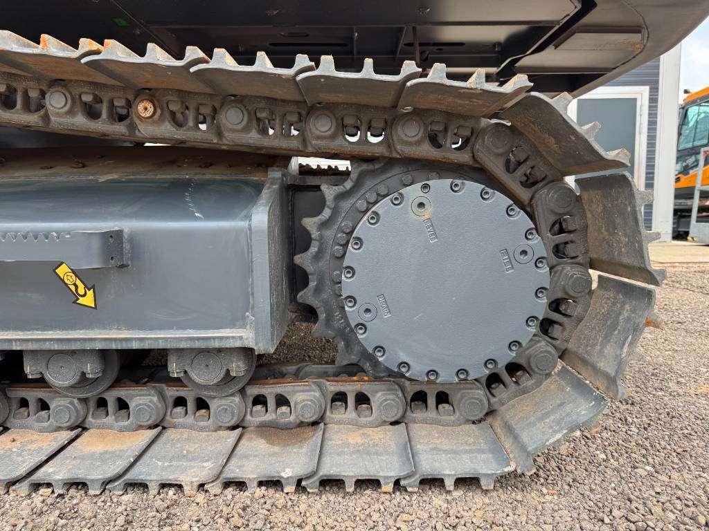 Hyundai R215L Smart X Plus *2026 Model*  - Hammer Lines Photo 20