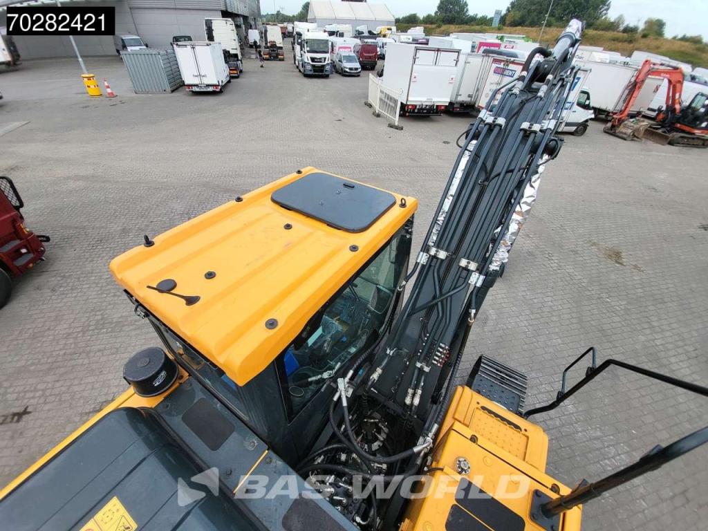 Hyundai HX130 N A/C Photo 15