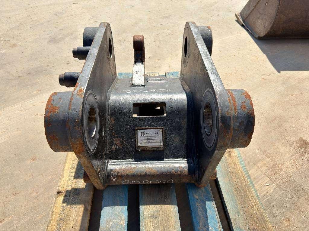 Verachtert CW40S - 325D / 326F / 329D / 329E / 330F / 330 Photo 5