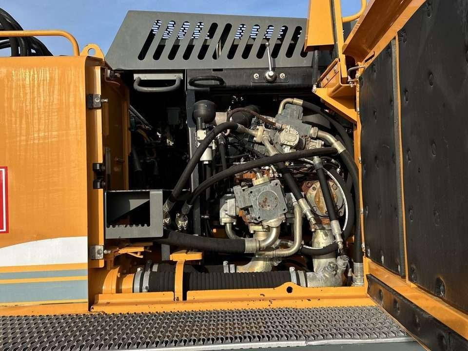 Liebherr R974C HDSL Photo 7