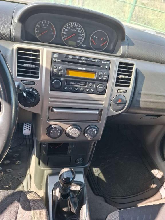 Nissan T30 X- TRAIL Photo 11