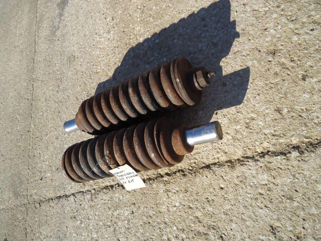 Track adjuster spring for Fiat Hitachi EX 215 Photo 2