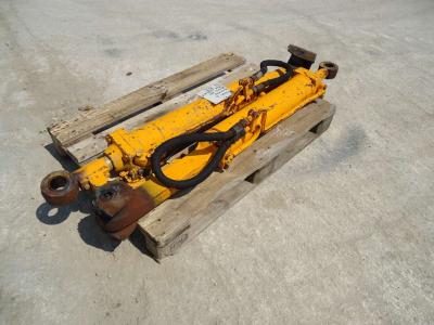 Bucket rotation piston for Fiat Allis FL9 sold by OLM 90 Srl