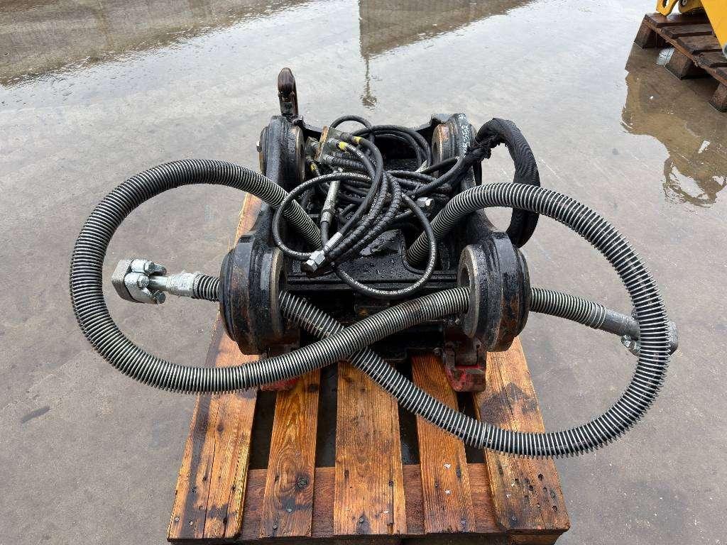OilQuick OQ70/55 SH - 329D / 329E / 330F / 330 Photo 7