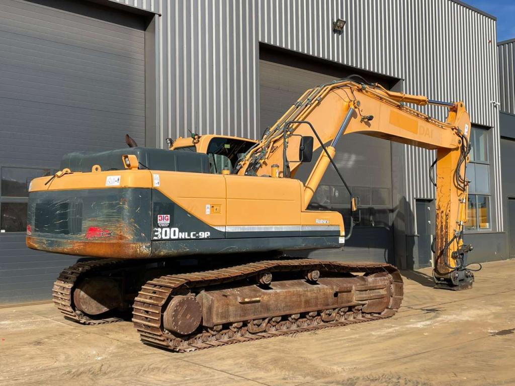 Hyundai Robex 300NLC-9A Photo 5