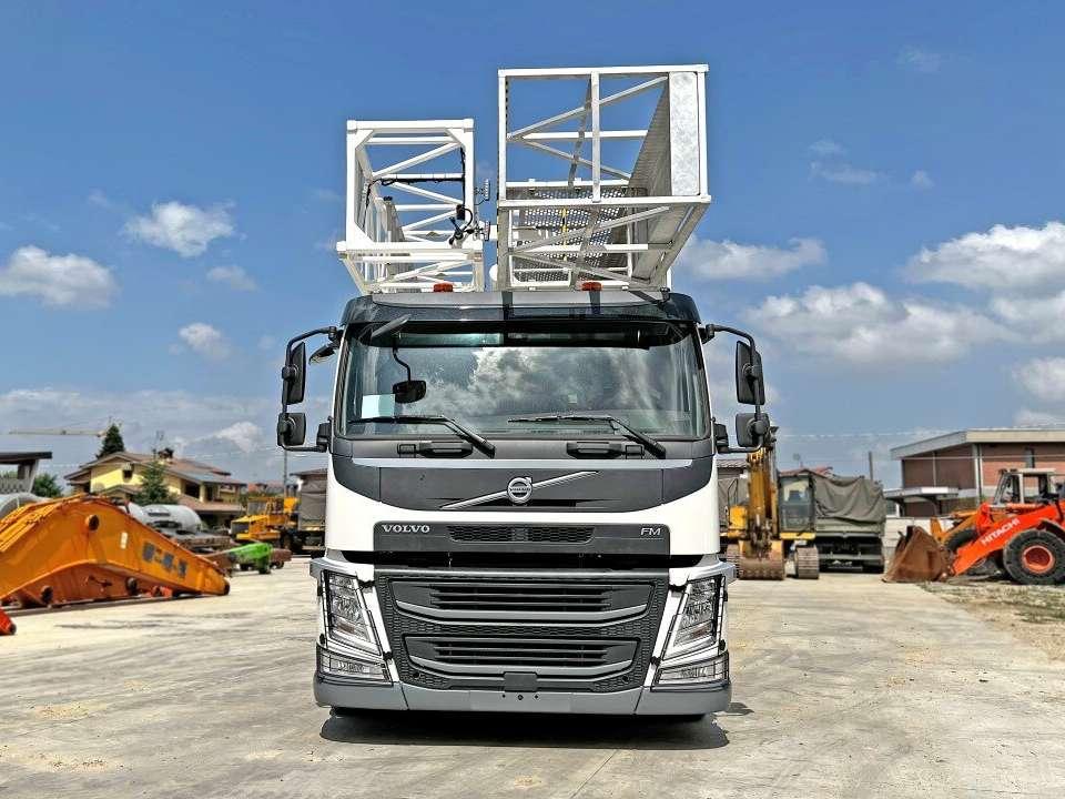 Volvo FM380 6X4 NEW MODEL Photo 15
