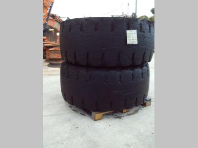 Tire with rim for New Holland W270B  - 26.5R25 sold by OLM 90 Srl