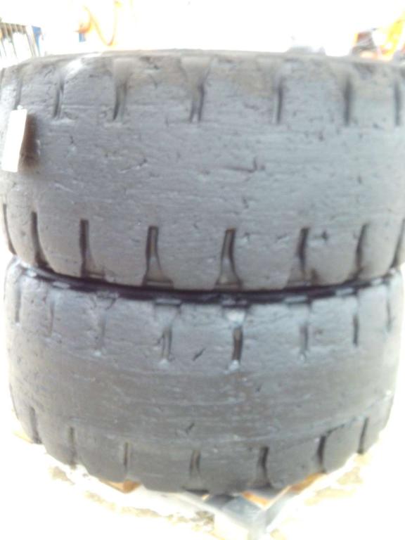 Tire with rim for New Holland W270B  - 26.5R25 Photo 2