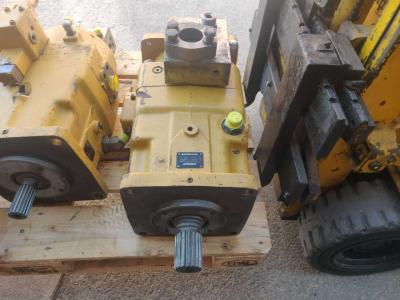 Hydraulic pump for Caterpillar 5080 sold by CERVETTI TRACTOR Srl