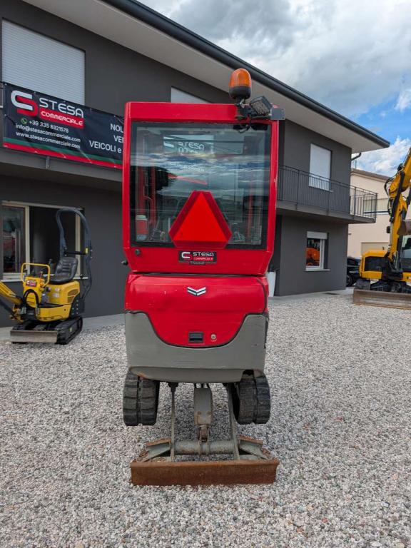 Yanmar SV 18 Photo 5