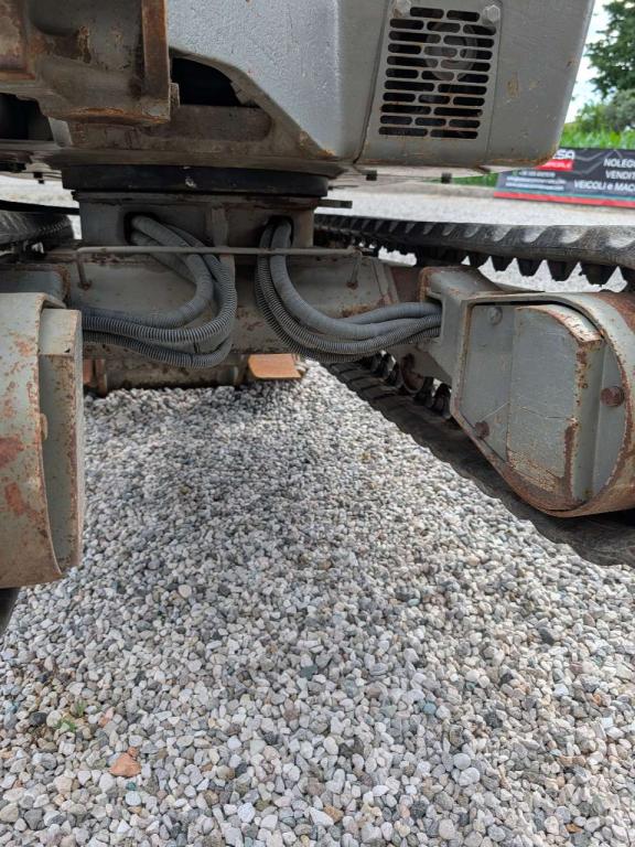 Yanmar SV 18 Photo 9