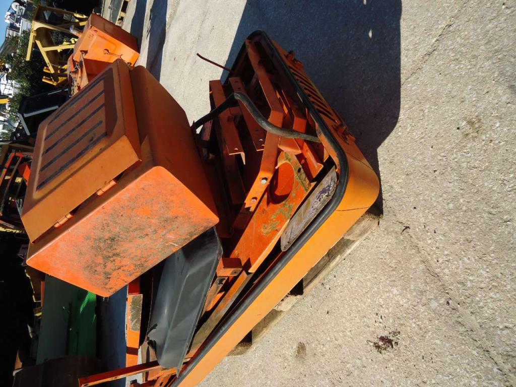 Hood and body panel for Fiat Hitachi EX 215 Photo 4