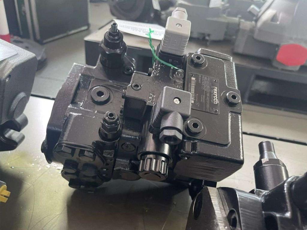 Bosch Rexroth A10VG28 Photo 2
