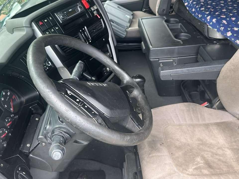 Iveco Stralis 500 Photo 3