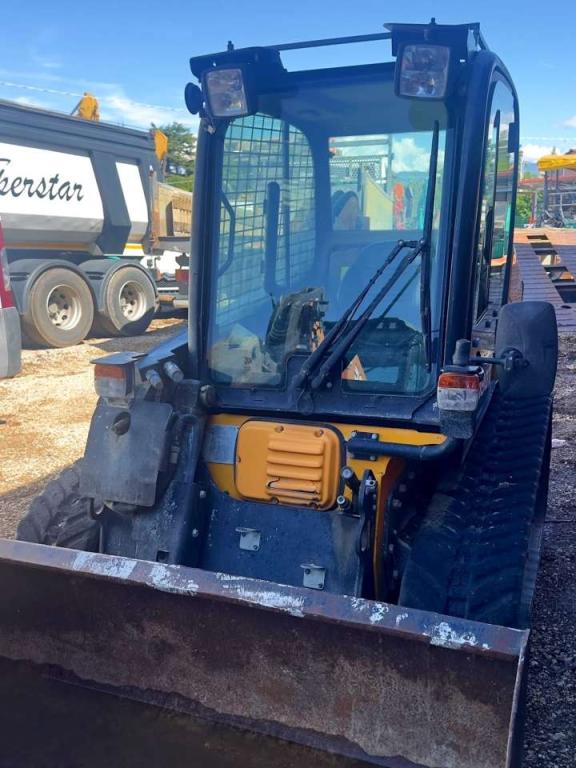 JCB 180T-HF Photo 3