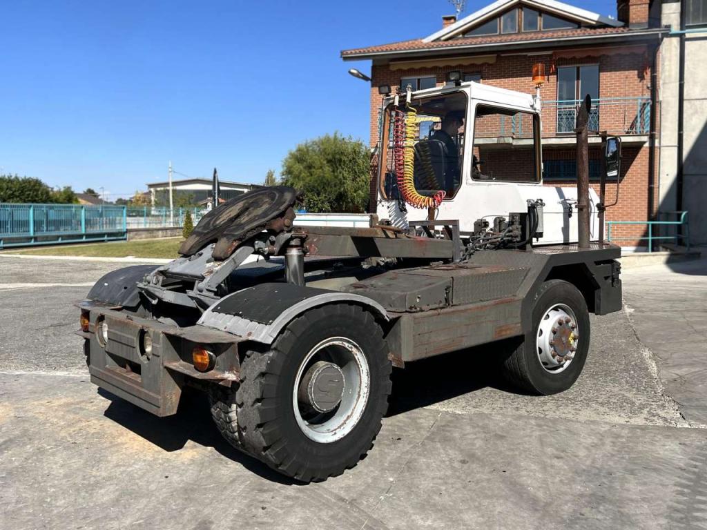 Sisu TR150A/2600 Photo 13