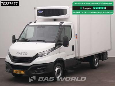 Iveco Daily 35S16 Automaat Koel/Vrieswagen -5 Carrier Xarios 5 Zijdeur AC/Climate Camera Euro6 Bakwagen G sold by BAS World B.V.