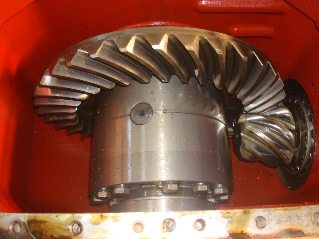 Differential gear for Fiat Hitachi W 130 Photo 2