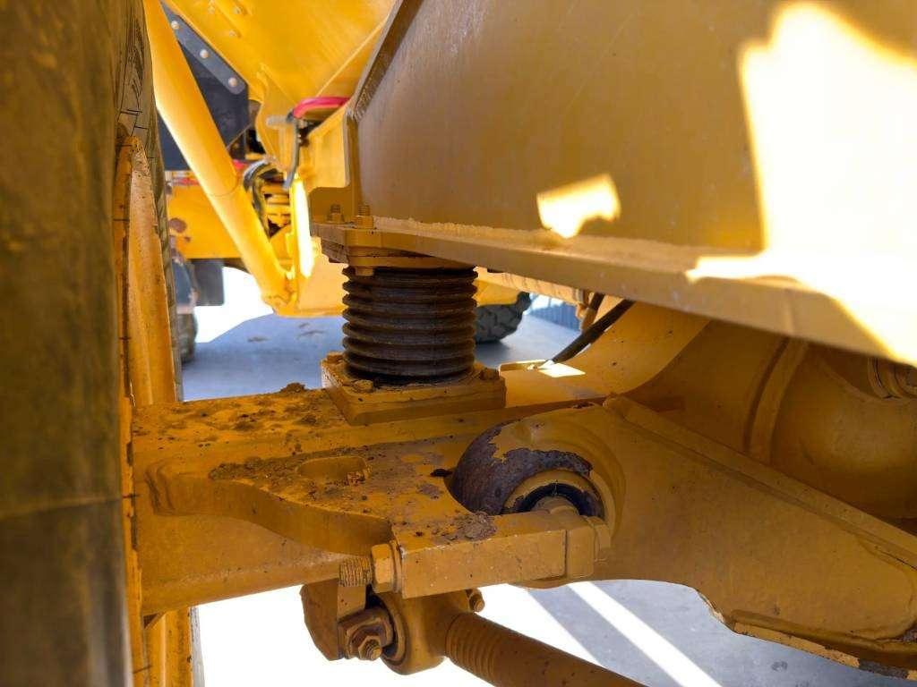 Bell B25E Photo 14