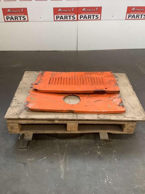Hood and body panel for Fiat Hitachi EX 235 Photo 1