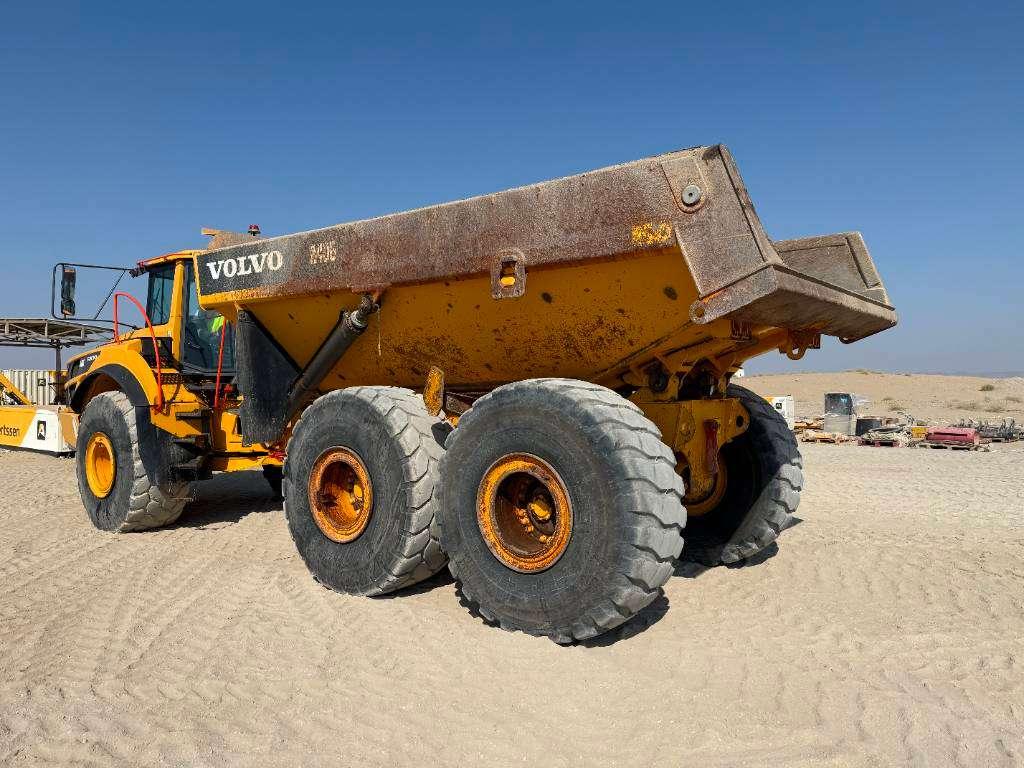 Volvo A40G (EXW - Abu Dhabi) Photo 9