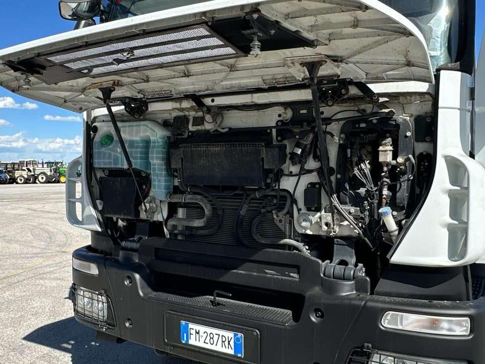 Iveco 410 Photo 11