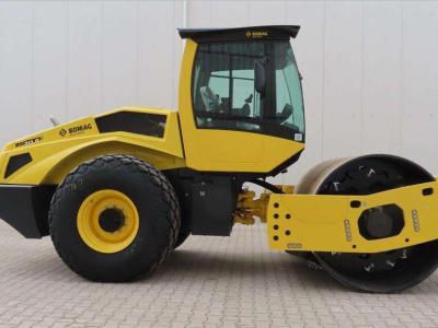 Bomag BW213 D-5 PL sold by Bove Verhuur & Verkoop