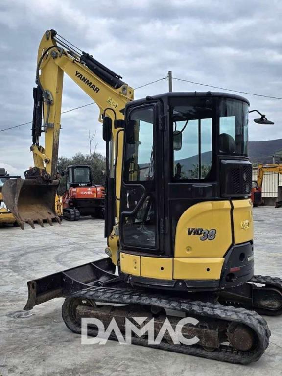 Yanmar ViO38 Photo 1