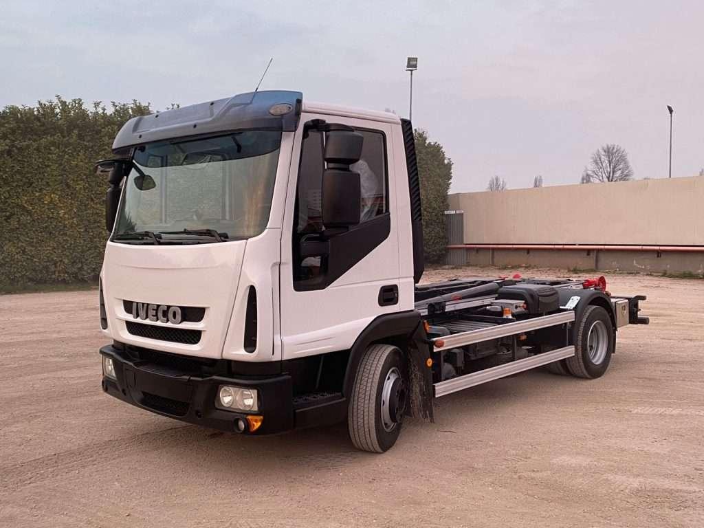 Iveco Hook lifts truck Photo 14