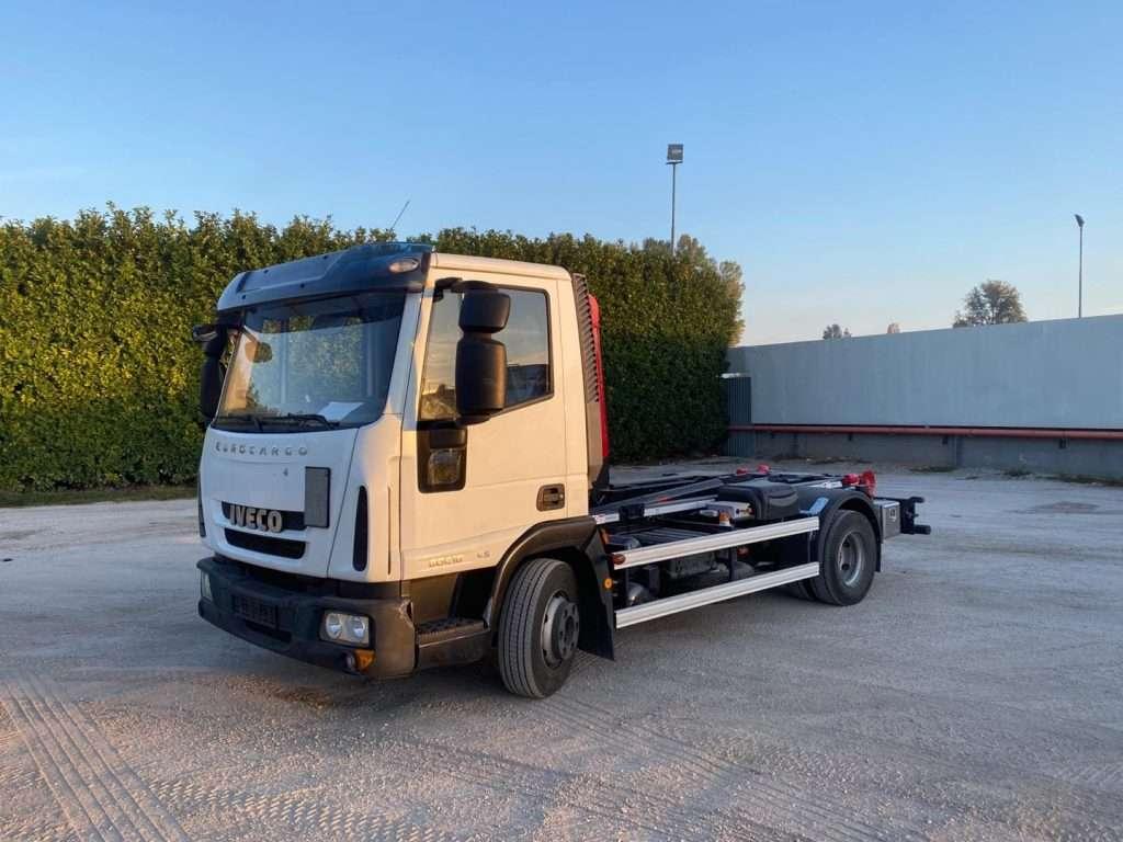 Iveco Hook lifts truck Photo 3