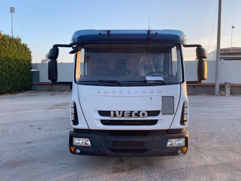 Iveco Hook lifts truck Photo 4
