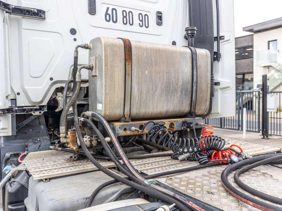 Mercedes-Benz AROCS 2553 BLS -6x4H Photo 13