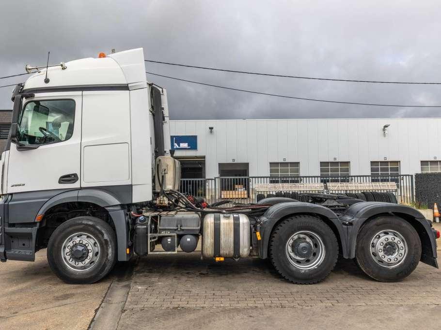 Mercedes-Benz AROCS 2553 BLS -6x4H Photo 2