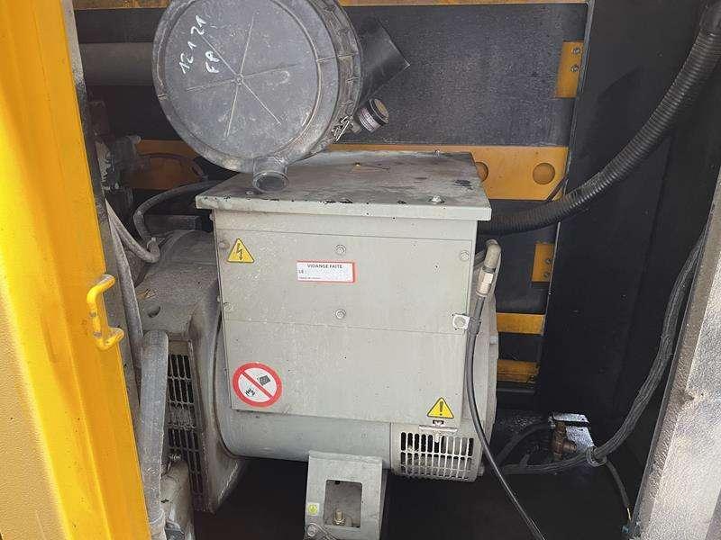 Doosan G 40 Photo 6
